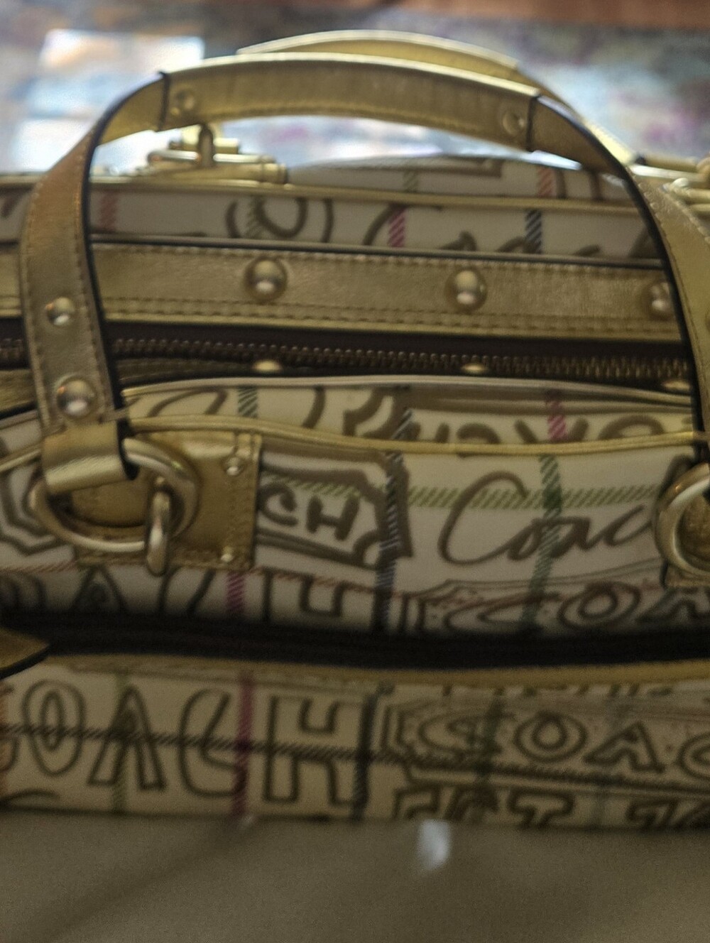 Vintage F13186 Coach Cream Satchel with Gold Trim and Multicolor Script - Picture 5 of 16